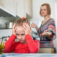 「こんな親には悩みを話したくなくなる！」親の特徴とは？