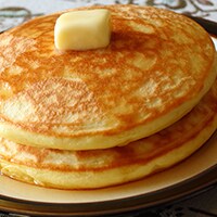 意外と難しい…ホットケーキをフワフワに仕上げるポイント3選＋裏技