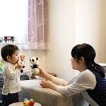 フォロワー40万人の人気保育士・てぃ先生が教える“子どもとの上手な遊び方”