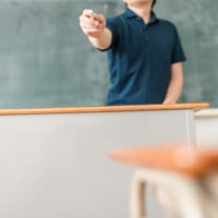 子どもを悩ます“モンスター教師”との効果的な戦い方とは?