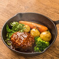 スキレットとフライパンそれぞれ適している料理は？