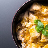 これさえ守れば失敗しない？とっても簡単、なのにおいしい親子丼の作り方