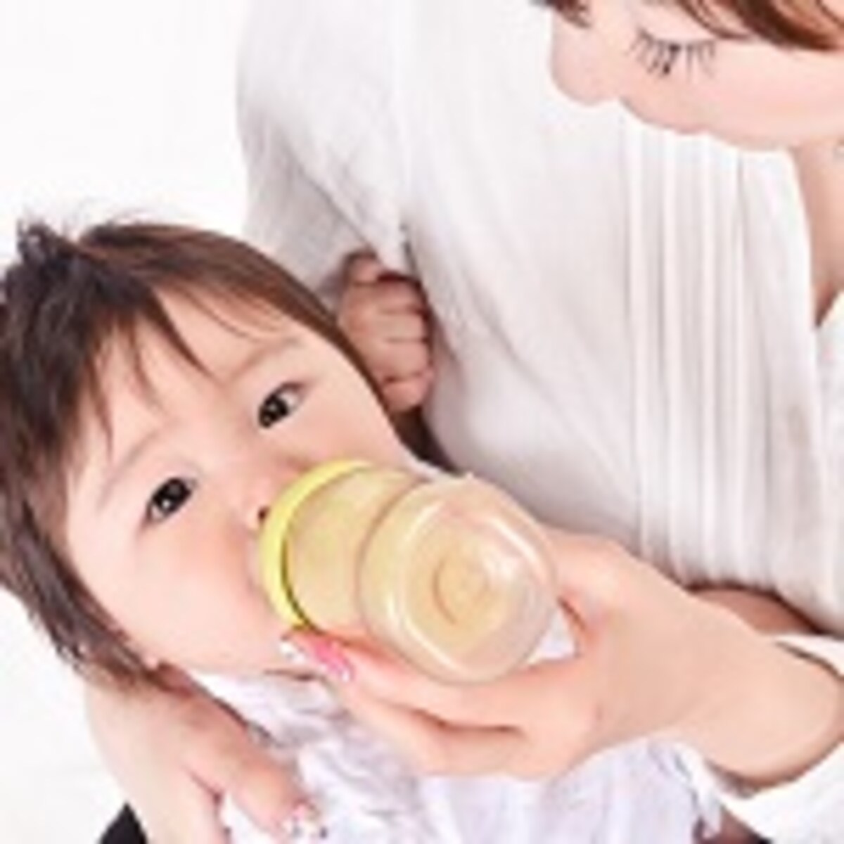 国産「液体ミルク」は実現する？　クリアすべきハードルは？