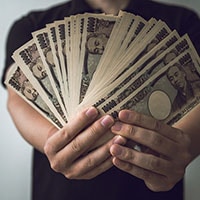 メルカリで話題だけど… 現金の売買はなぜいけないこと?