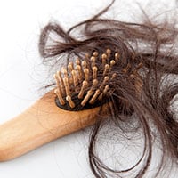 日本政府 抗がん剤治療の効果調査へ いったいどうして？