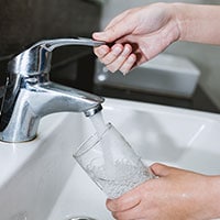 上位と下位で2倍以上！水道料金の地方差「高い地域・安い地域」