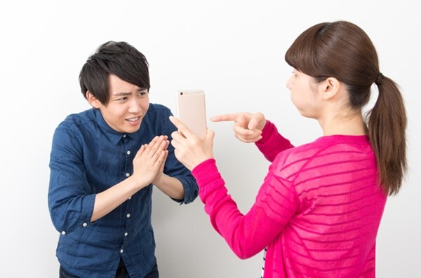 【戦慄!】夫の浮気を暴いた経験がある妻は3割 きっかけは…