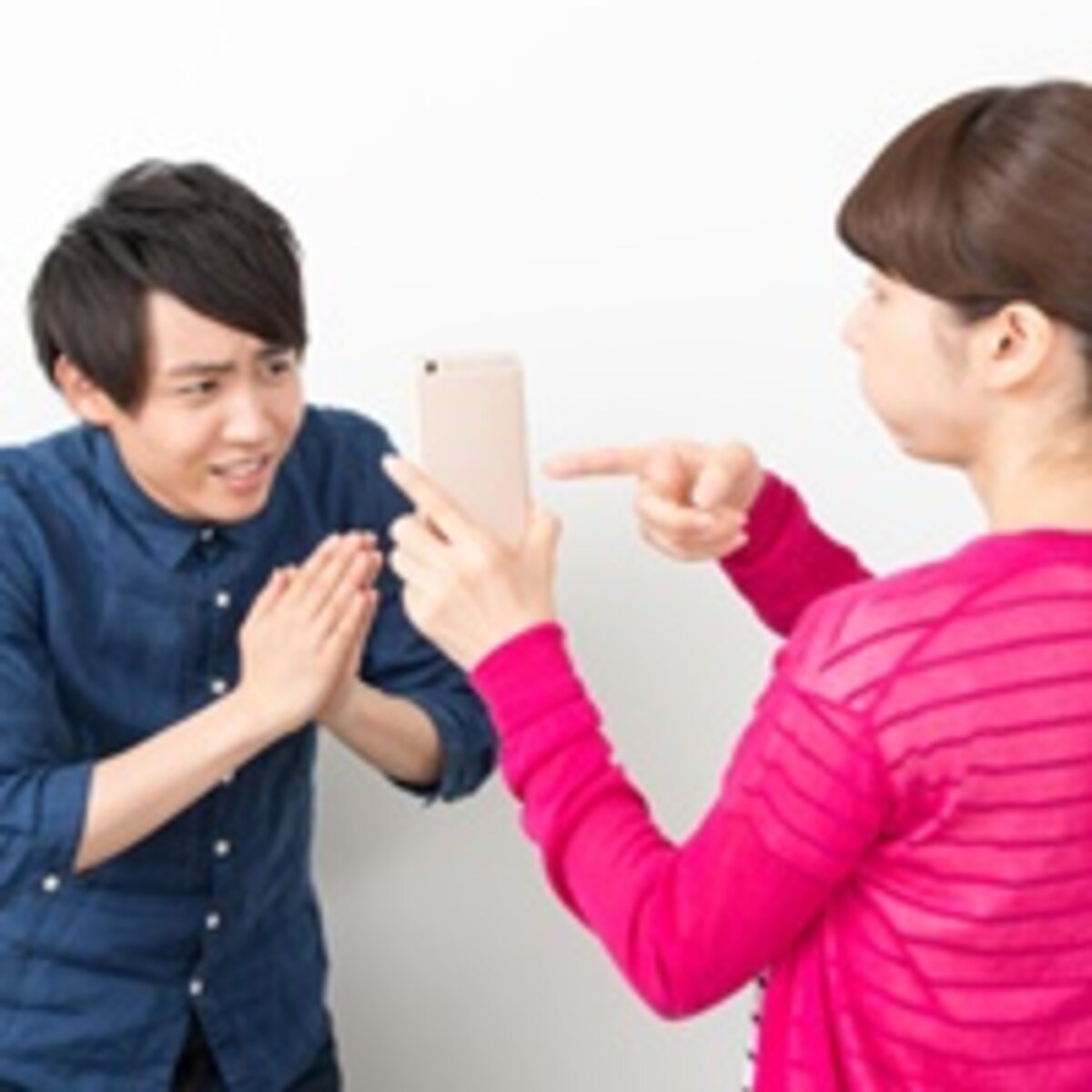 夫を浮気に走らせる妻の特徴とは？