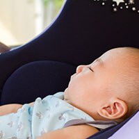 50度以上に！日差しの強い日は「自動車」と「ベビーカー」の子ども熱中症に注意