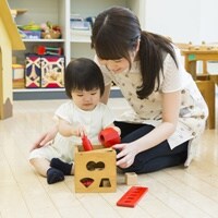 【子育て新常識】集団生活を早くさせれば社会性のある子に育つわけではない!?