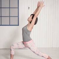 田中律子がナビ！1日数分でできる【下半身スリムポーズ】