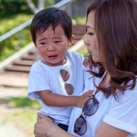 ママの服装が子の他人とのかかわり方を左右する？