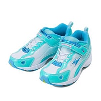 小学生ママ必見!子ども靴やフォトアルバムを無料でGETする方法