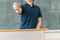 「担任が大嫌い」というわが子に親がしてはいけないNG対応