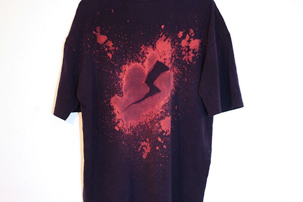 日焼けしたTシャツを活用！オリジナルTシャツの作り方