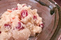 【コンビニで揃う】カルパスとアレを混ぜるとウマさアップ！