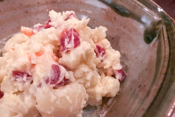 【コンビニで揃う】カルパスとアレを混ぜるとウマさアップ！