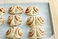 実は万能シートだった！お菓子以外にも使えるクッキングシート活用術