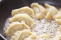【土井善晴先生流】餃子の焼き方がTwitterで話題に