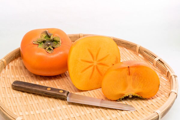 秋が旬の柿は料理にも使える！簡単レシピ3選