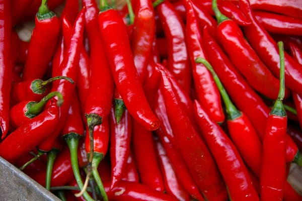 もう食べてみた?コンビニで購入できる辛味系食品