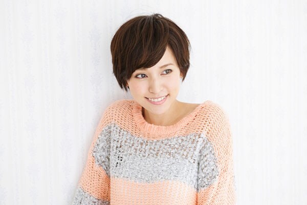 【○○に吊るす】洗濯せずにニットをお手入れする方法は？