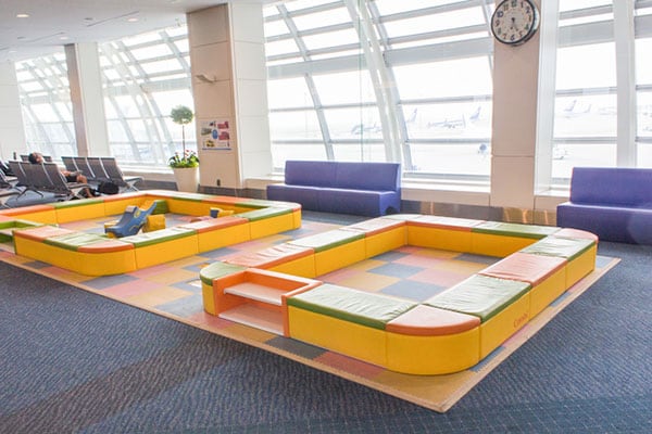 キッズスペースなら子どもは騒いでもいい？　それとも静かにすべき？