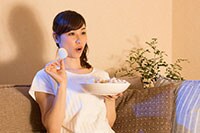 少ない材料で簡単！10分以下で作れる夜食レシピ3選