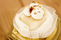 【ファミマ】もちぷる食感の新感覚スイーツを発見！