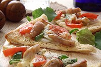 ピザやサラダにもなる！余った油揚げの活用レシピ3選