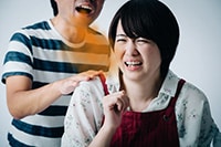 【妻の悩み】夫の口臭が気になる…本人にどう伝える?