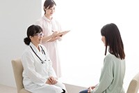 後回しになりがちな婦人科検診 産後いつから受けたらいい？