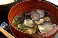 二日酔いにシジミ汁は期待薄?お酒にまつわる嘘・ホント