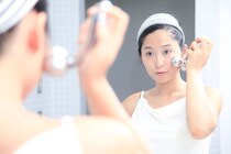 【美容皮膚科医に聞いた】美顔ローラーでリフトアップは本当に効果があるの？