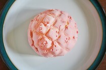 【ジェニかも!?】ローソン・いちごのメロンパンが超かわいい♪