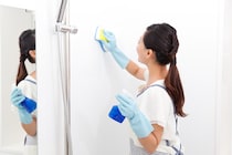 【浴室掃除】落としにくい黒カビの予防と落とし方をプロに聞いた