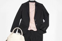 卒業式シーズン到来！　【ユニクロ】で見つける、着まわせるフォーマルパンツ