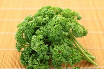 買ったことないかも…フレッシュパセリのおいしいレシピ