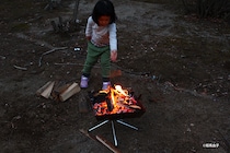 道具は4つだけ！冬だからこそ楽しいアウトドア「焚き火」の始め方