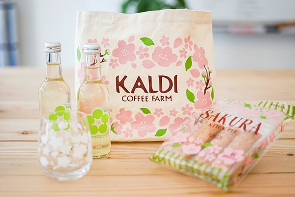 【数量限定】本日発売！カルディの「さくらバッグ」はお得感あり!?