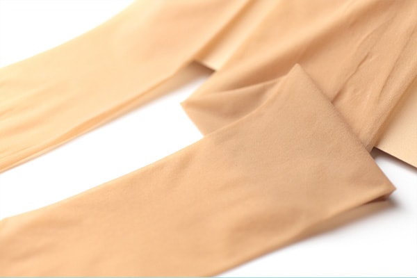 いくつ知ってる!? 伝線ストッキングを家事に活かす10の方法