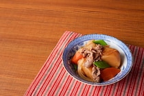 おかずになるvsならない論争も！しっかりおかずになる肉じゃがレシピって？