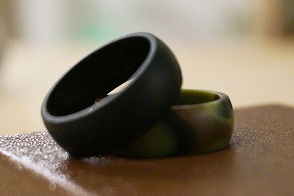 【約4割が紛失経験】結婚指輪を無くさないための工夫は“指輪をつけること”!?