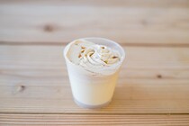 セブンの「みたらしホイップの牛乳ぷりん」に絶賛の声多数