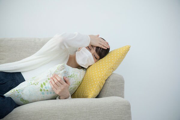 根性で乗り切る!? ママが風邪を引いた時の子育て事情