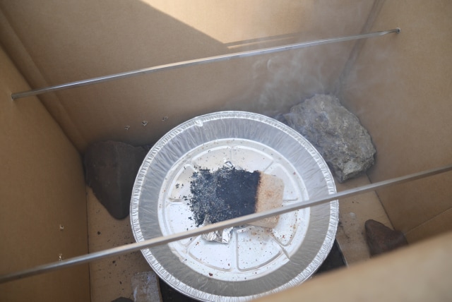 ダンボールと100均グッズで作る簡単燻製器がお手軽で本格的!