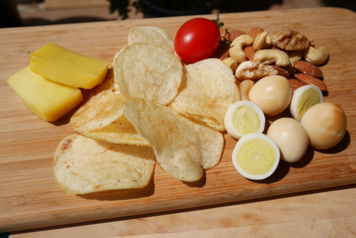 市販品を燻すだけ！　はじめての人にオススメな簡単燻製レシピ