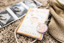 162名のママが選んだ！ Amazonで購入できる母子手帳ケース人気ランキング