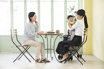 【1歳児との外食】子どもを落ち着かせるには？