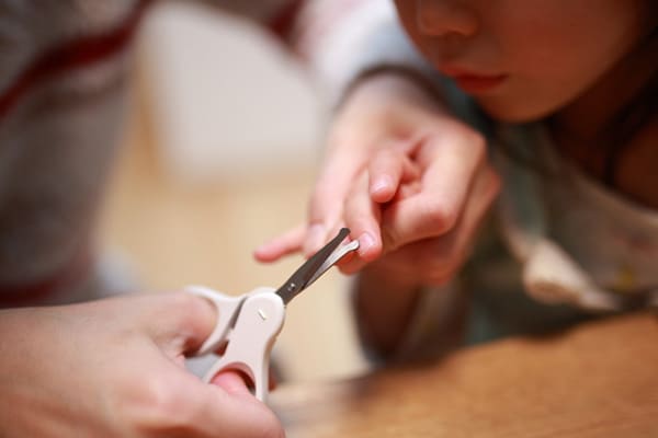 子どもの爪切り